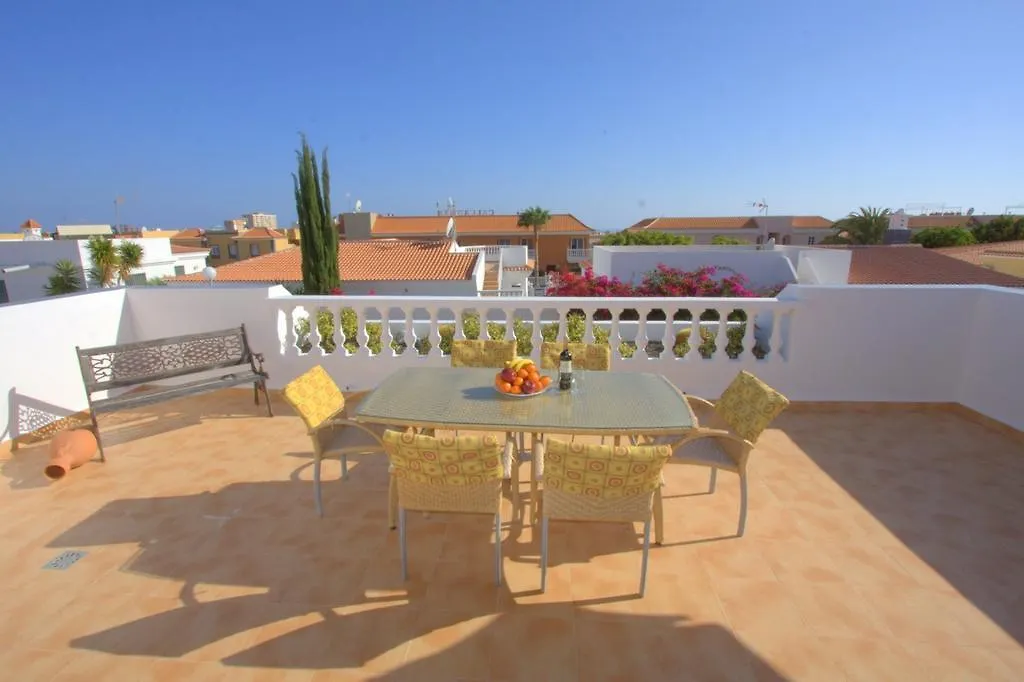 Anvela Villa Callao Salvaje